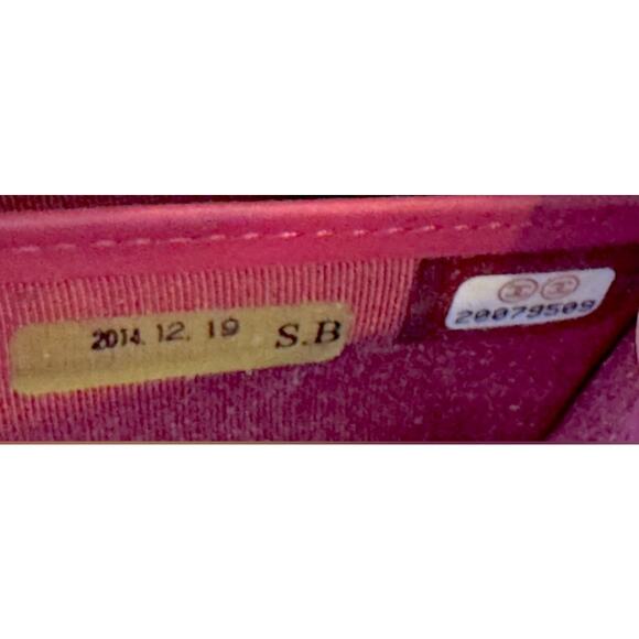 Chanel Patent Calf Skin Zip Around Wallet - Picture 7 of 10